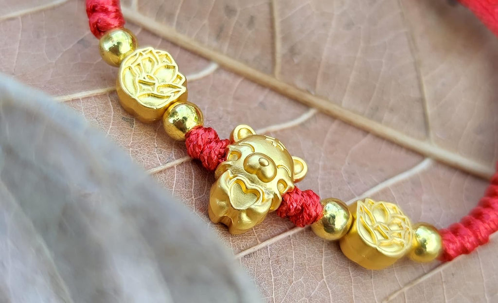 TEMICO Adjustable Handmade Red String Rope Bracelet for Women Zodiac Animal Lucky Tiger Charm Bracelets New Year Birthday Amulet Gift